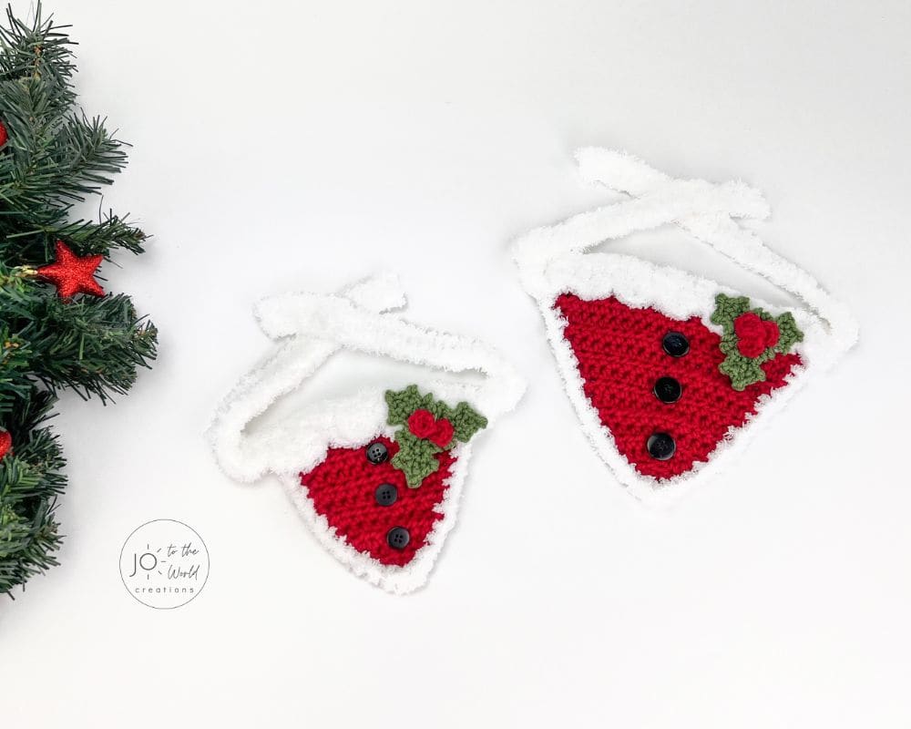Mrs Claus Dog or Cat Bandana Crochet Pattern