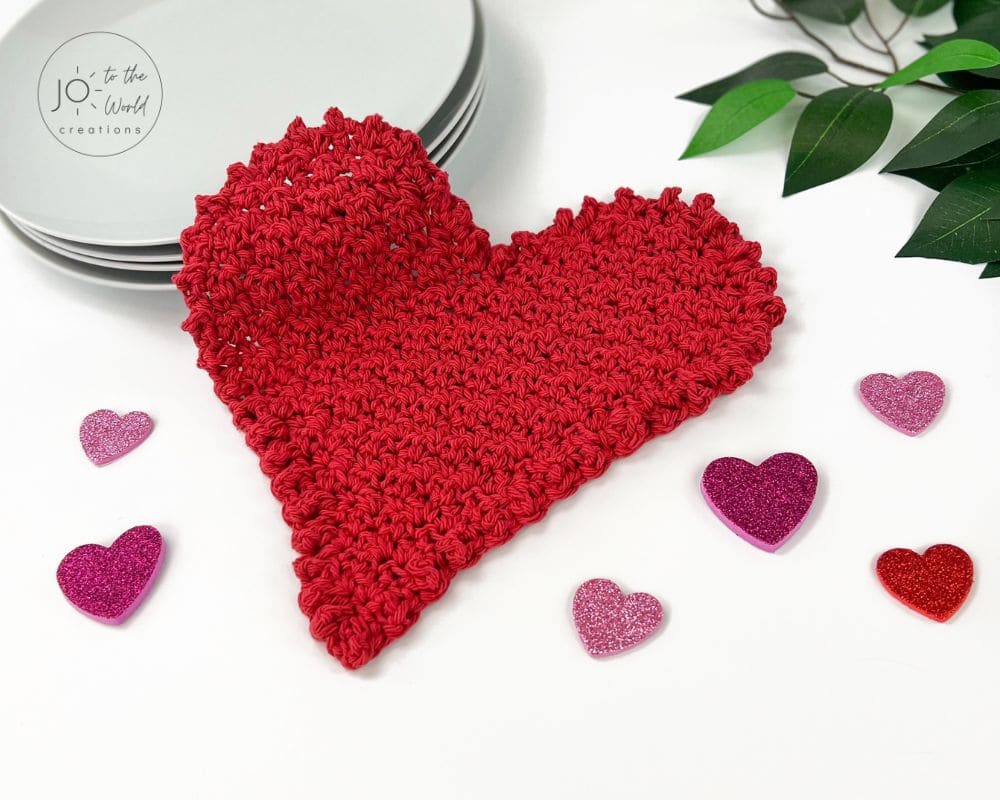 Free crochet heart pattern